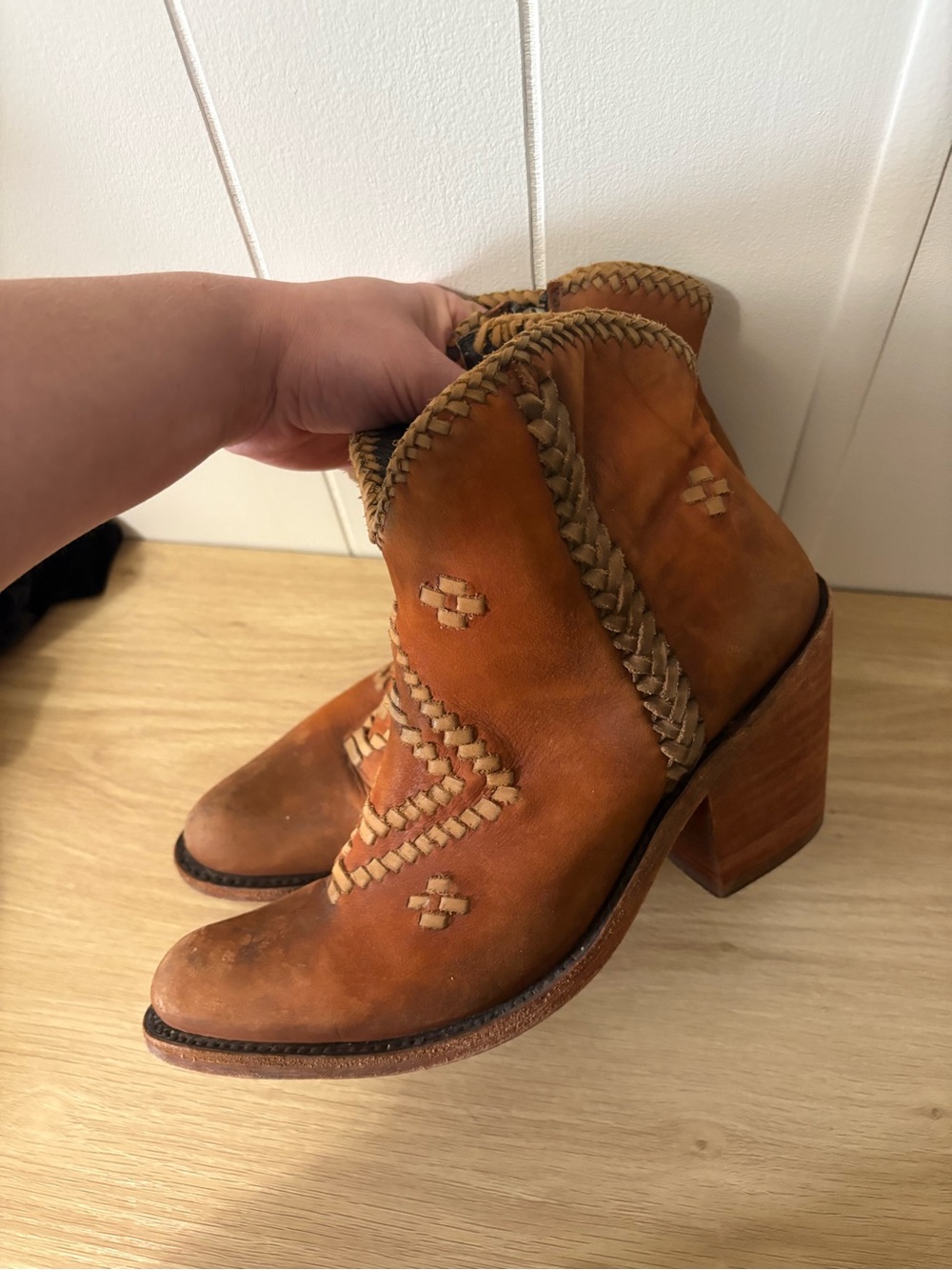 LIBERTY Black Tan Braided Leather Ankle Boots